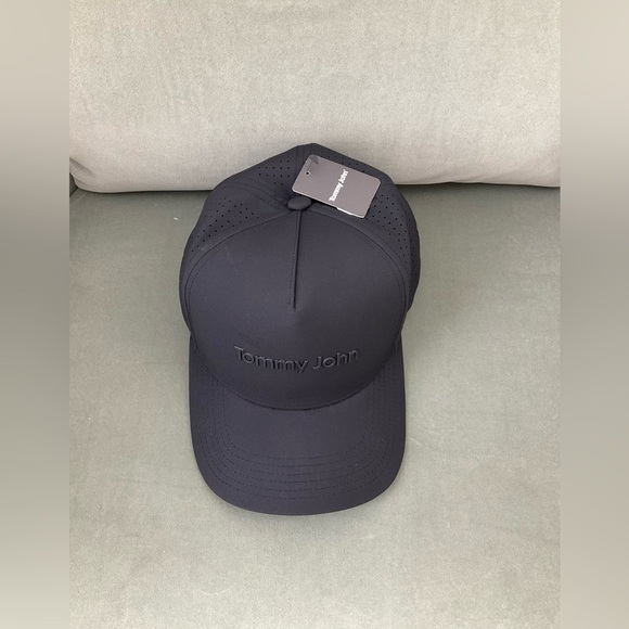 Tommy John Hat - Picture 1 of 4